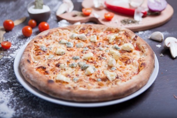 Pizza Quattro Formaggi - Pizza King